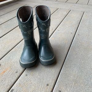 Toddler Bogs boots